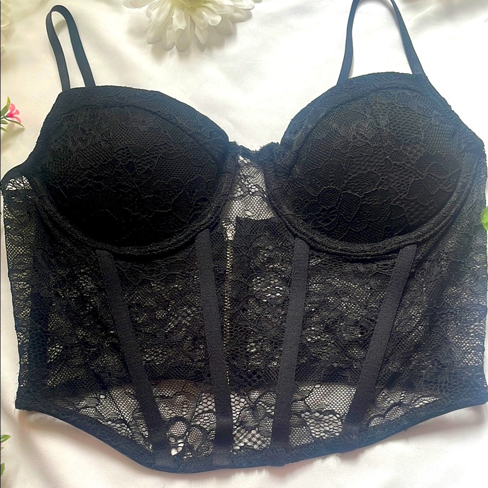 Forever 21 Black Floral Lace Bustier Corset Top Wired Padded Size M NWOT